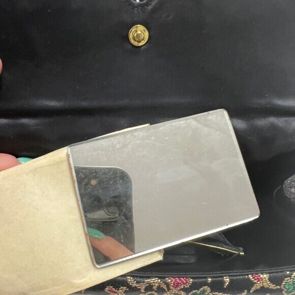 Vintage Wallet with coin purse and mirror - Picture 4 of 9